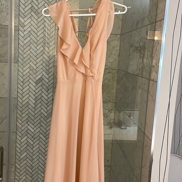 Light pink Lulus bridesmaid gown - Picture 1 of 3